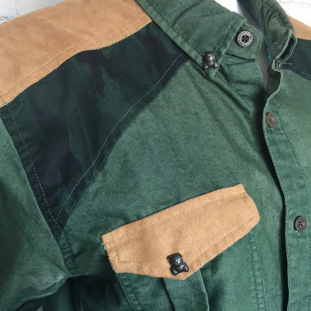 Short Sleeve Button Up - Picture 2 of 4